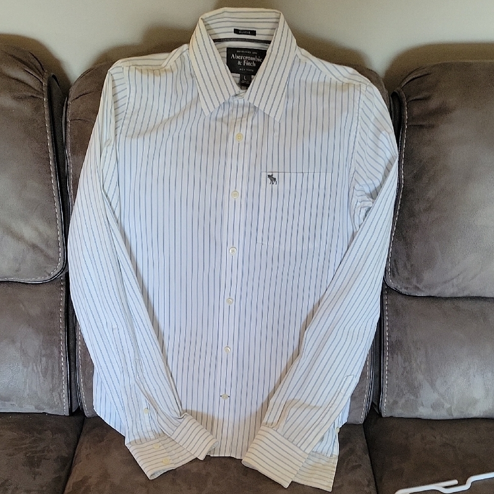 Abercrombie & Fitch Men's White Striped Shirt